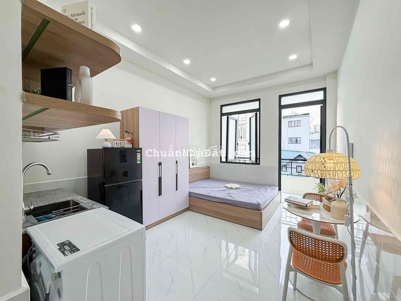 Cho thuê căn hộ ban công thoáng mới xây trung tâm Quận 7