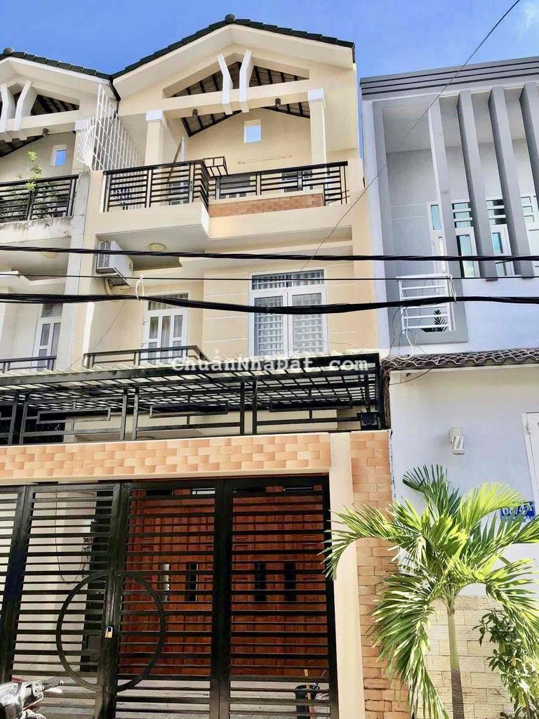 Cho Thuê Sạch Sẻ DT 5x15m 1Trệt 2Lầu 3Pn 4Wc Phòng Thờ Hẻm Xe Tải TL19