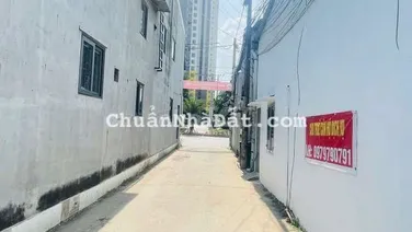 Phòng trọ cho sinh viên đối diện Bcons