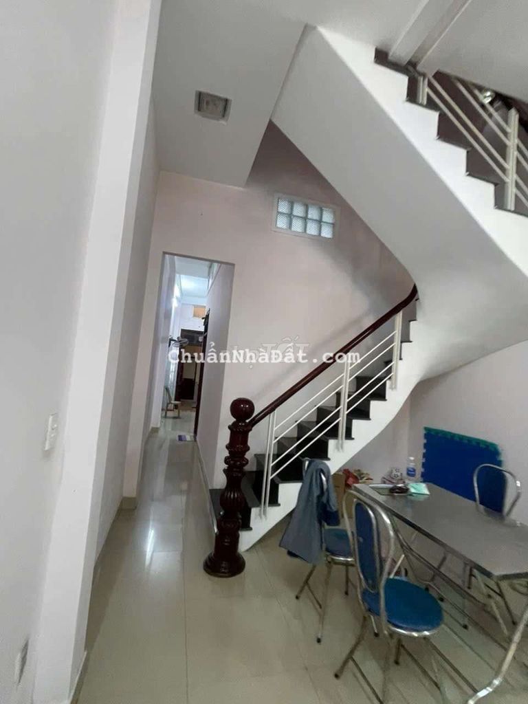 Bán nhà 2 tầng mặt tiền Hồ Tương ,Thanh Khê