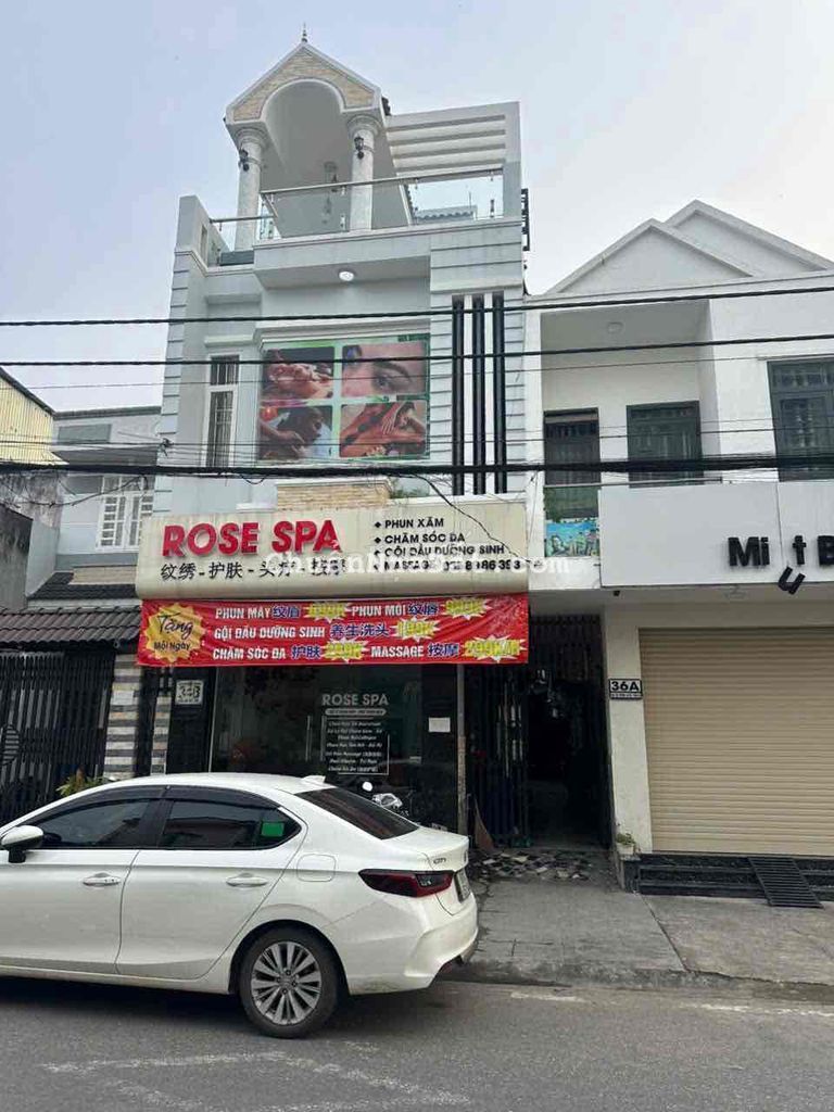 cần bán căn nhà nằm trục đuong d20 kdc vietsing dt 150m2