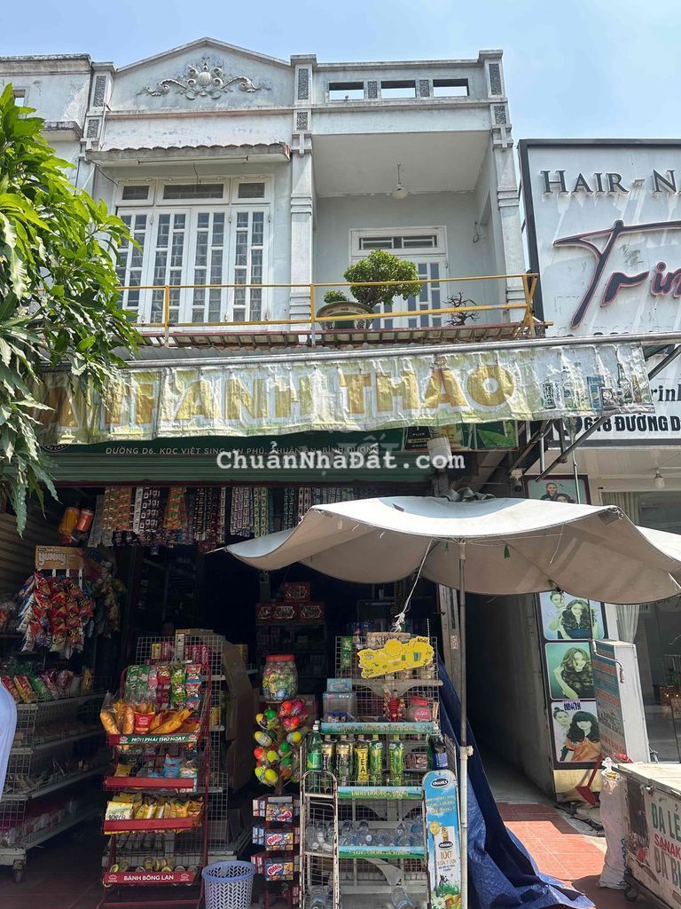 cần bán căn nhà 1 trệt 1 lầu đuong d6 kdc vietsing dt 150m2 full thổ c