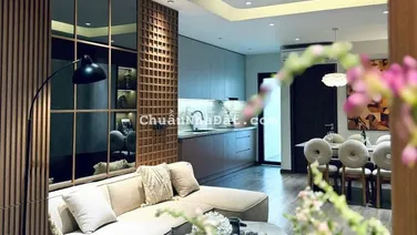 Bán căn hộ 120m2 trung tâm Cầu Giấy giá nhỉnh 7 tỷ full đồ ở ngay