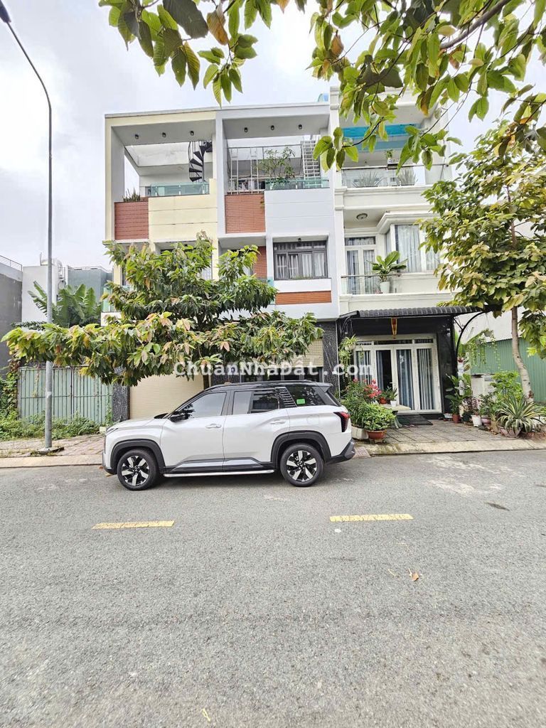 Nhà Hoàn Công_KDC Phú Hồng Thịnh gần Làng Đại học, Quốc lộ 1K, ĐT743A
