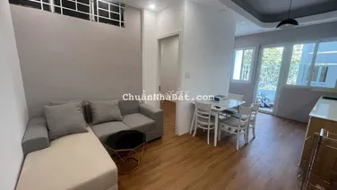 Bán chung cư thang máy Lý Thường Kiệt quận 11, có sổ hồng, 2PN