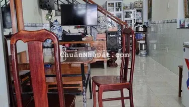 bán nhà hai mặt tiền hẻm xe hơi đang kinh doanh
