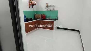 nhà hẻm 4m, 4x11m, lửng, lầu, 2pn, 2wc. có 2 máy lạnh. 8tr