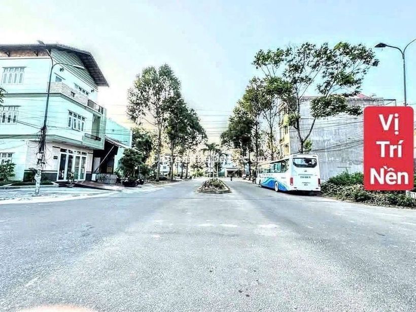 NỀN GÓC HAI MẶT TIỀN ( LỘ 30M)