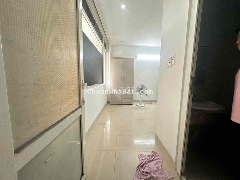 TRỐNG SẴN CĂN FULL NT - CỬA SỔ TRỜI SIÊU BỰ