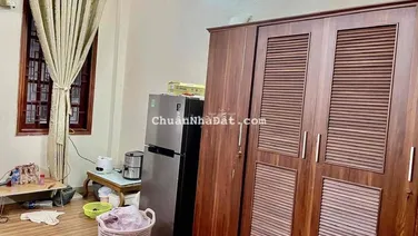 Pháo đài láng/ Đường Láng cho thuê nhà