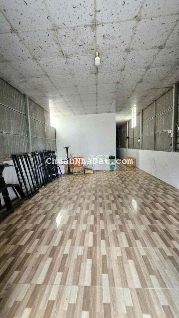 CHO THUÊ NHÀ 150M2 2PN THÍCH HỢP LÀM KHO CHỨA HÀNG GIÁ 5TR/THÁNG