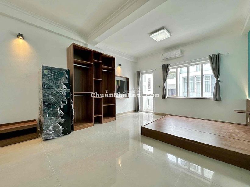 Khai trương căn hộ studio ban công 40m2 full nội thất gần Hutech