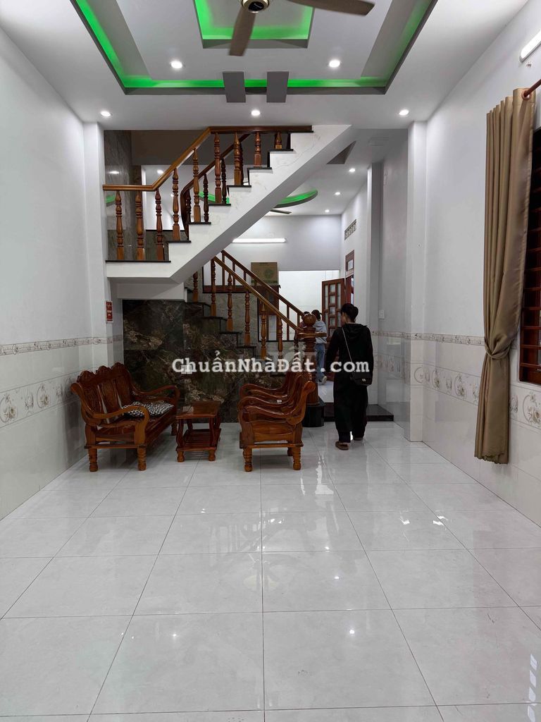 CHO THUÊ NHÀ 3 p ngủ kdc việt sing