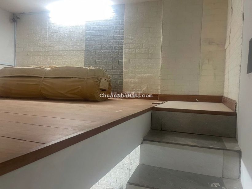 Nhà ngõ Hàng Giầy 25m2, có gác xép, wc bếp khép kín, Hoàn Kiếm, Hà Nội