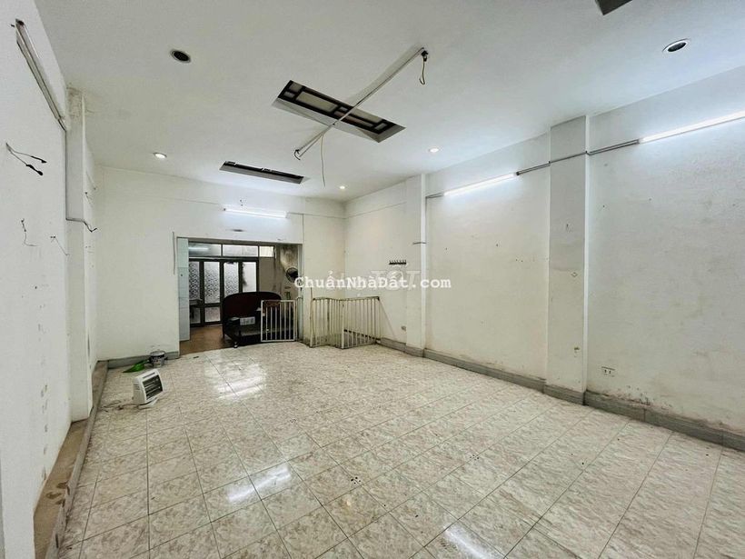 CHÍNH CHỦ CHO THUÊ NHÀ TẦNG 2, NHÀ MẶT TIỀN PHỐ NGÔ SĨ LIÊN, ĐỐNG ĐA