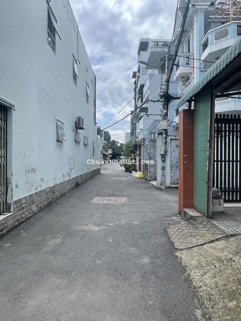 Nhà HXH Nguyễn Văn Khối (4*16m Lững đúc ) P.11 nhà sạch sẽ