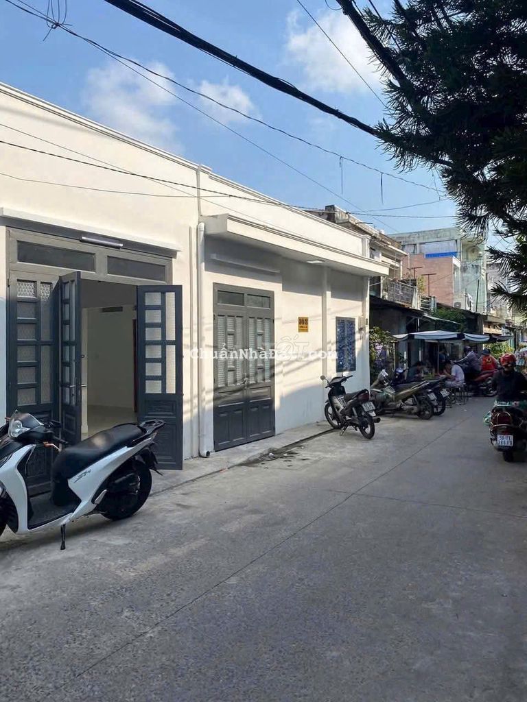 NHÀ BÁN / CHO THUÊ MẶT TIỀN LÊ LỢI, TRUNG CHÁNH, HÓC MÔN GIÁ CHỈ 4,36