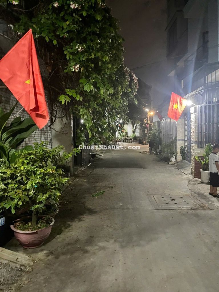 Nhà C4,hẻm xe hơi 5m,khu xây 6 tầng,Phạm Văn Đồng,Linh Tây,Thủ Đức