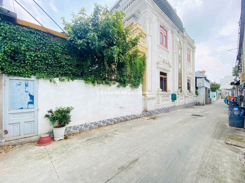 Bán nhà Lê Văn Chí  - Ngã 4 Thủ Đức - 89M2 -Ngang 5M-ÔTô Ngủ Trong Nhà