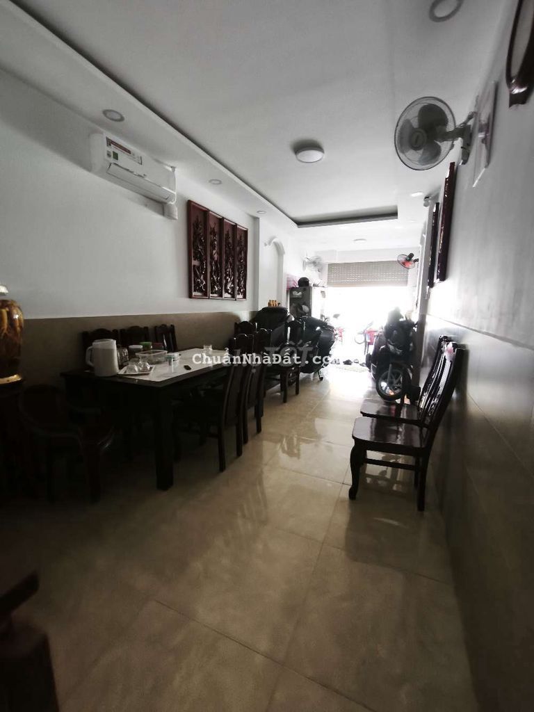 NHÀ2 TẦNG 40M2,3 PN ĐƯỜNG XE TẢI THÔNG LÊ VĂN KHƯƠNG GIÁ CHỈ 3xTỶ