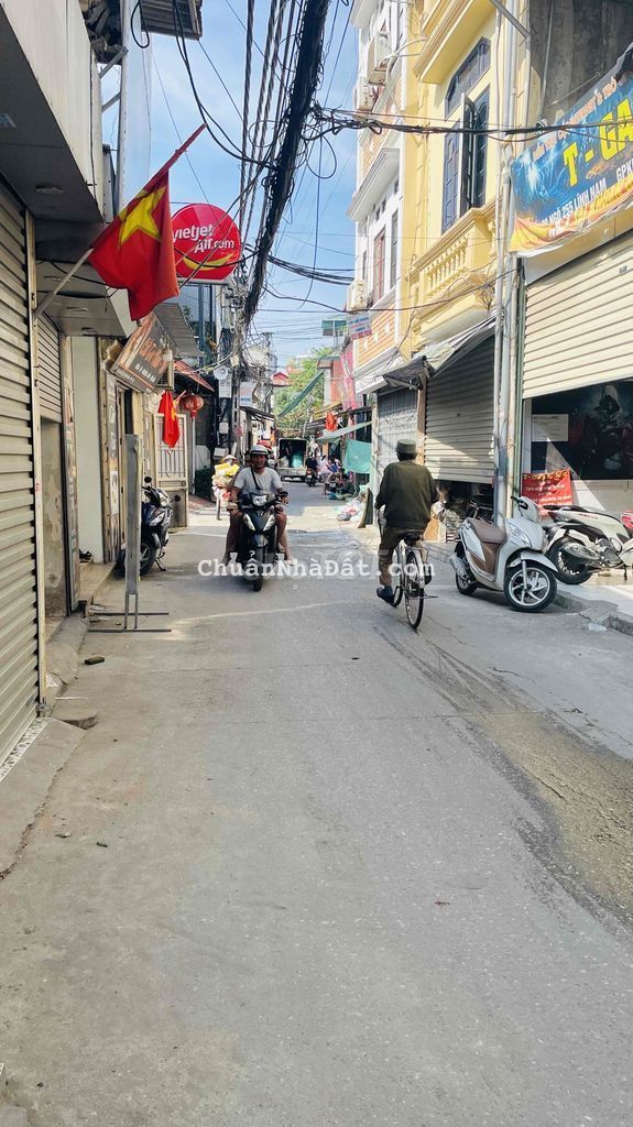 Vĩnh Hưng - 32M2 - 3 TẦNG - 3 NGỦ - 3.1 tỷ có bớt