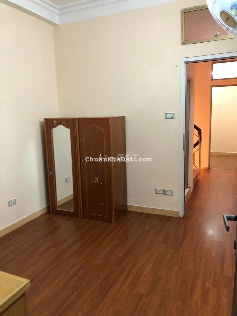 Cho Thuê Nhà 4 Tầng Ngõ 155 Cầu Giấy 35m2