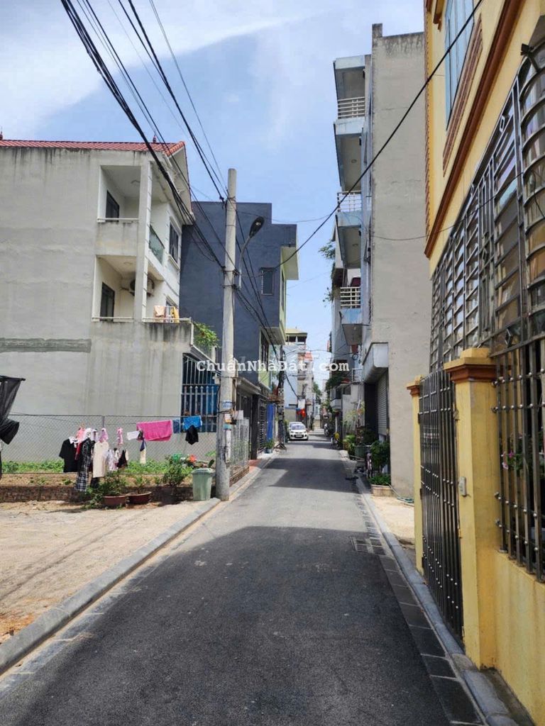 ✌Nhà 3 tầng 45m2 Chợ Kim, Xuân Nộn - Ngõ Thông, ô tô tải 🚘 - Ngay chợ