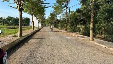 CỤM 15 NỀN ĐẸP, ( PHƯỜNG 2 CŨ) PHƯỜNG LONG CHÂU, TP. VĨNH LONG • Diệ