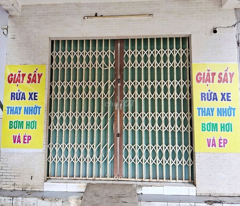 Cho thuê phòng trọ mặt tiền 48m2 cả trệt lầu đường Trần Minh Sơn