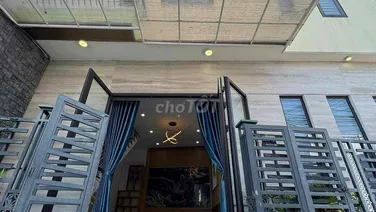 Nhà 3 Tầng Gần Bến Xe 2 Ô Tô Tránh Nhau-Nhà 2mk Nguyễn Mộng Tuân