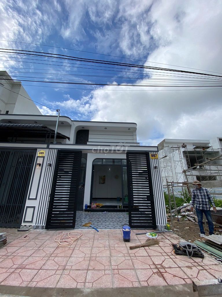 NHÀ MỚI HOÀN THIỆN ĐƯỜNG NHỰA OTO KDC HOÀNG HẢO PHƯỜNG THANH ĐỨC