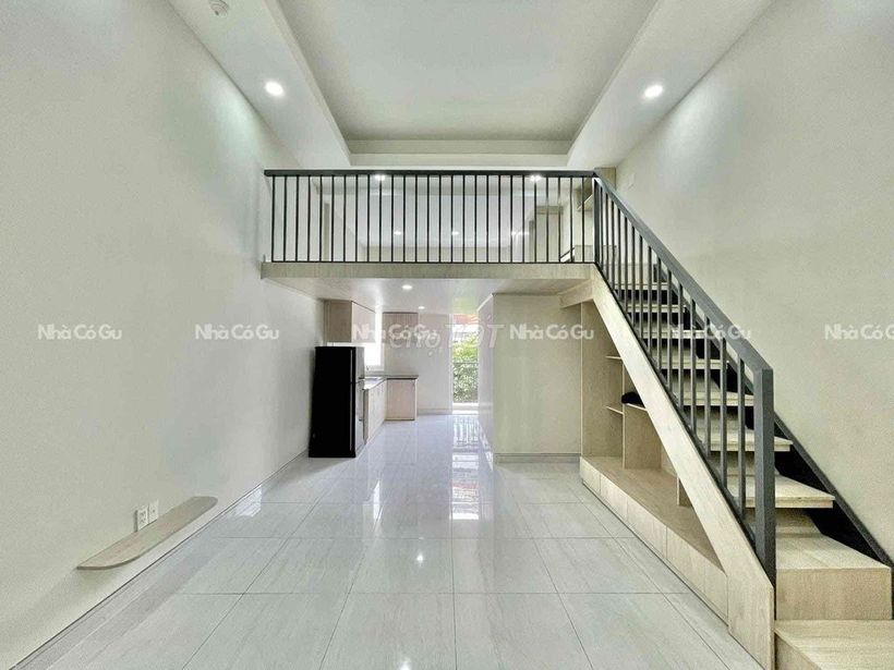 Duplex ban công, full nthat, gác cao phòng siêu rộng ngay ETown, ga T3