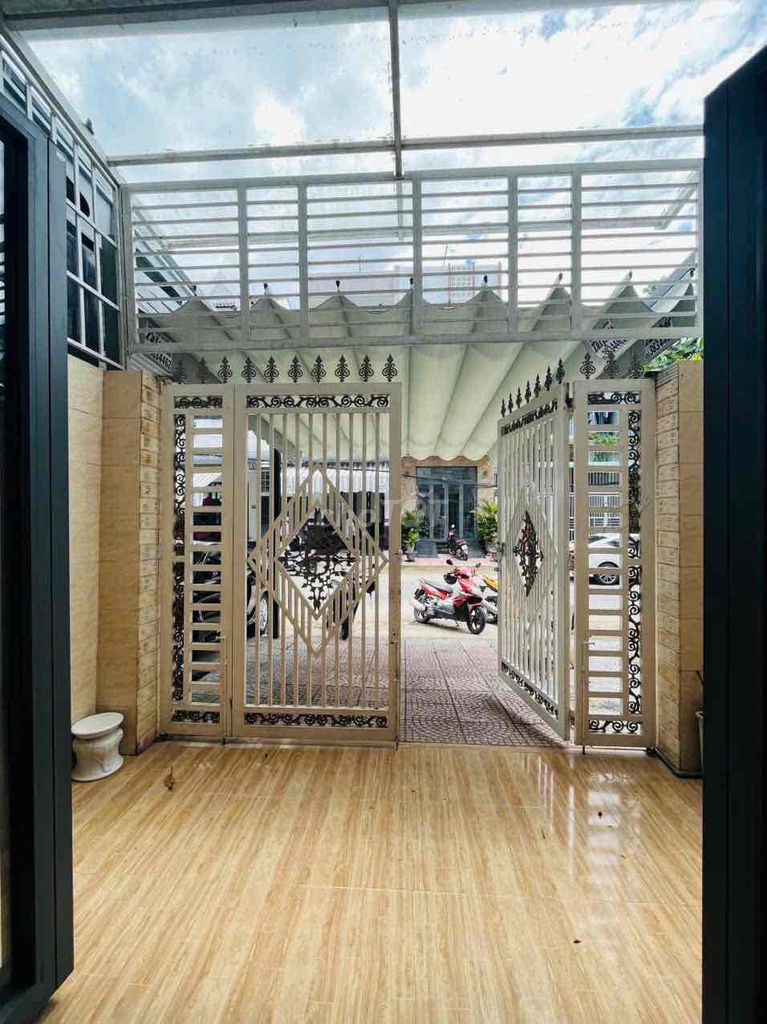 CHO THUÊ NHÀ TRỆT LỬNG LẦU SẴN NỘI THẤT HƯNG PHÚ CTY8 8TR/THÁNG