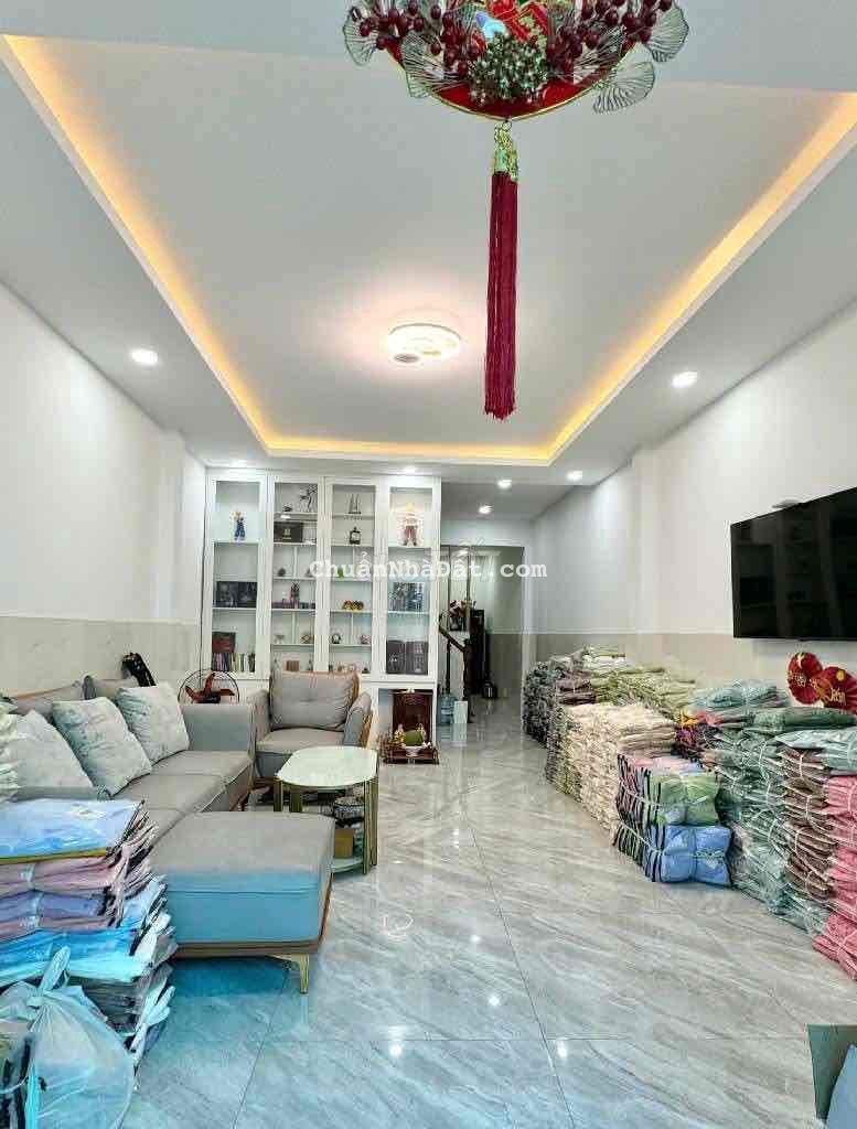 Hẻm thông, Nguyễn Hữu Dật, Tân Phú, nhà 2 tầng, DT 4x16, giá 5.x tỷ