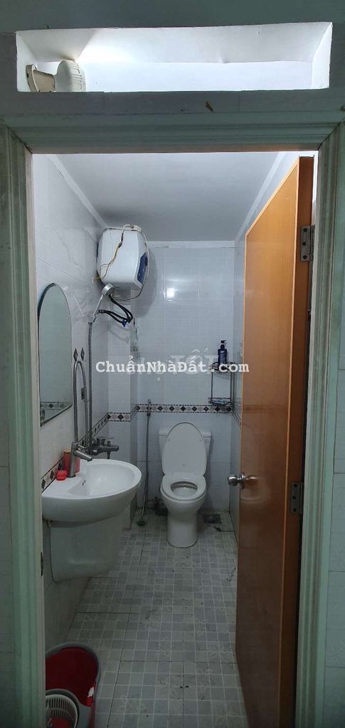 Phòng trọ nóng lạnh, điều hòa, có gác lửng