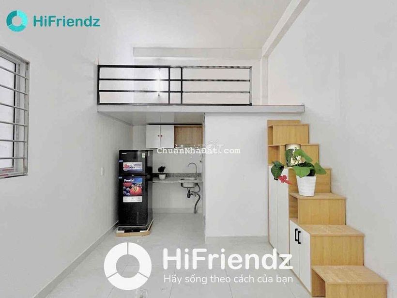 DUPLEX TỦ ĐỒ TÍCH HỢP CẦU THANG - HIỆN ĐẠI - NGAY ETOWN CỘNG HOÀ