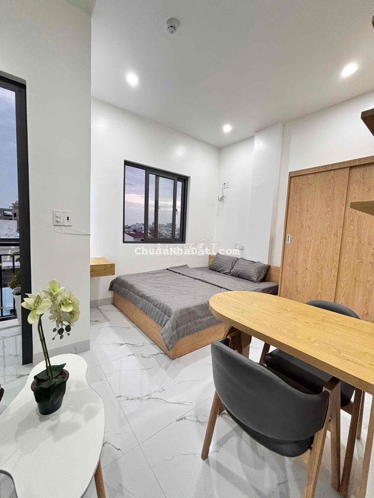 Cho thuê căn hộ 1 phòng ngủ mới keng ngay cầu Sông Hàn