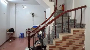 Cho thuê nhà 4 tầng - 04 ngủ 3vs ngõ 420 Khương Đình (cho gia đình)