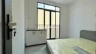 Phòng có cửa sổ lớn giả ban công cực thoáng đường Thích Quảng Đức