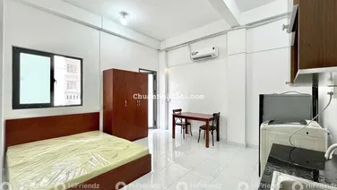 Căn Hộ Mini Ban Công - Thang Máy 32m2, Mặt Tiền, Nội Thất Xịn Quận 5