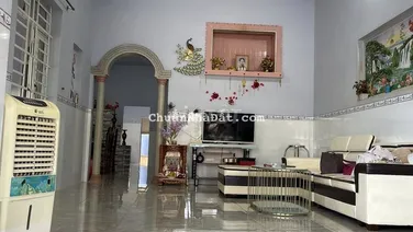 Nhà 6m nở hậu 7m, Phường An Lộc ngay trung tâm thị xã Bình Long