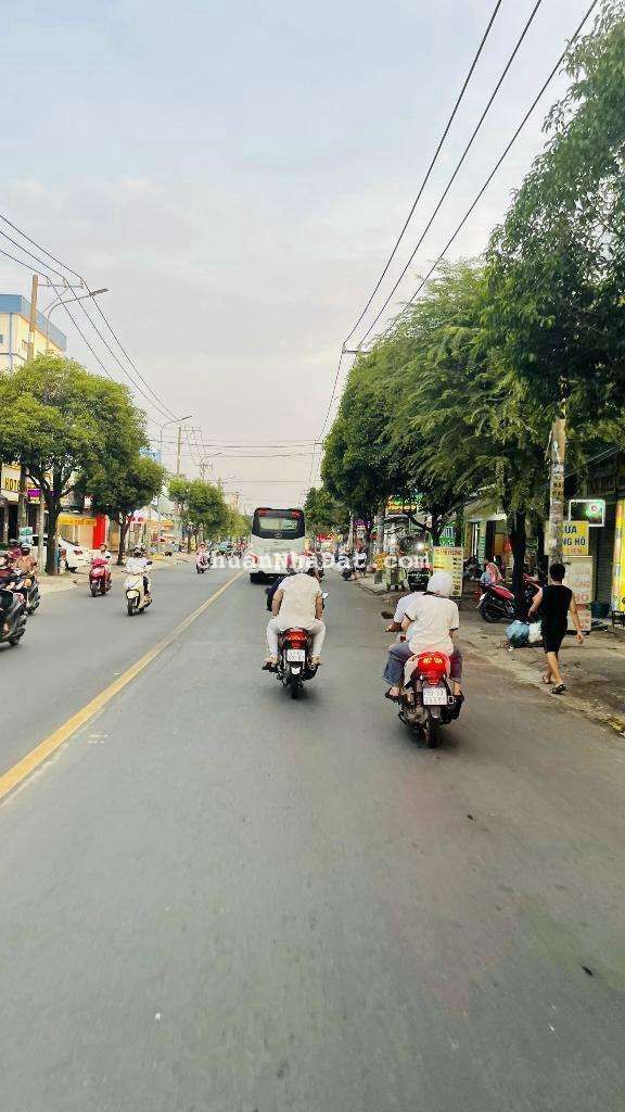 HXH TA13, 4m x 13m , 2 Tần , full nội thất, SHR vuông vức