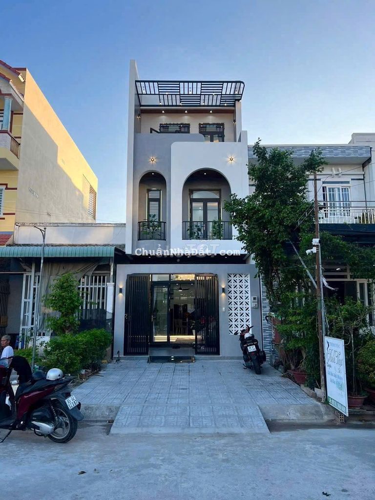 Chính chủ bán căn nhà đường 830D, Long An