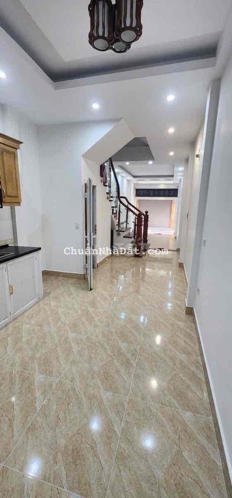 DƯỚI 5 TỶ CÓ NHÀ MỚI SIÊU QUẦN, T/TRÌ-NGÕ 3GÁC,GẦN PHỐ-44M*4T;MT4M