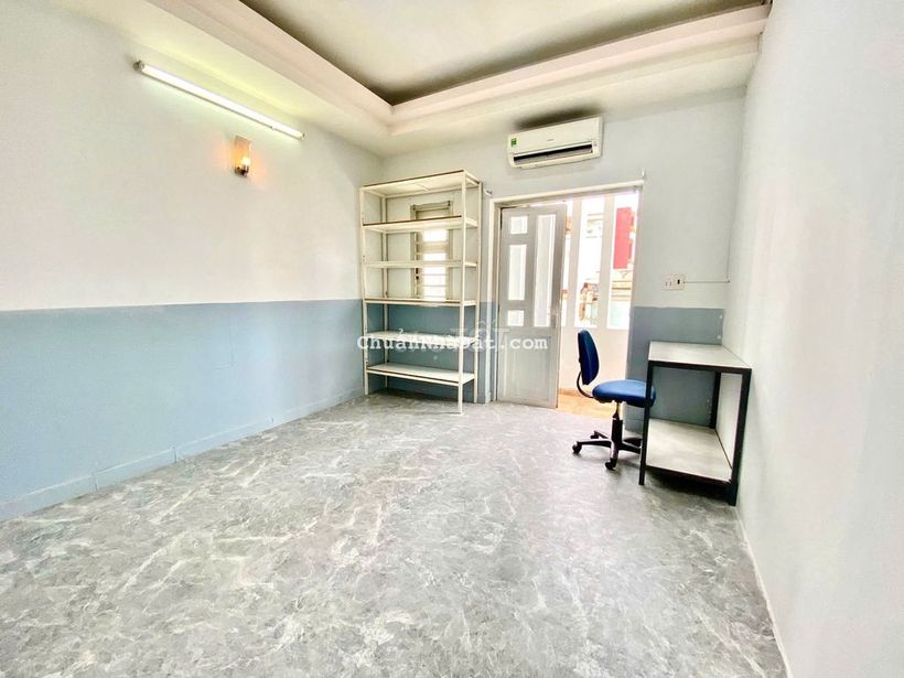 Phòng mới giá rẻ gần Emart PHY