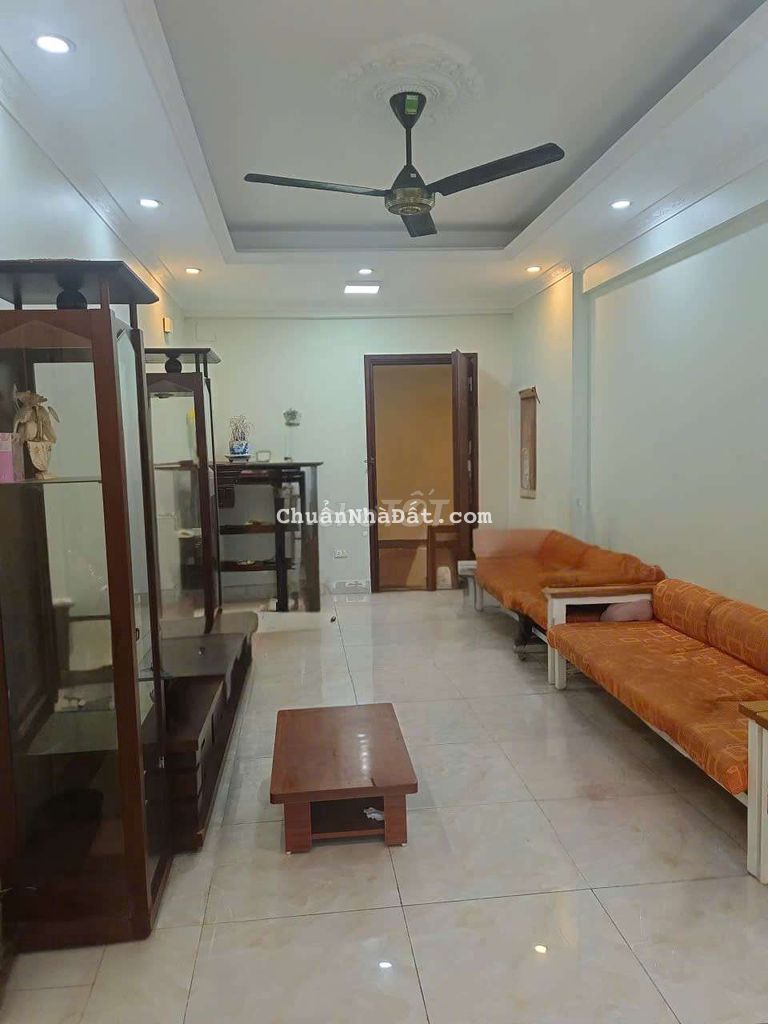 Siêu Phẩm Thạch Bàn 66m² – 2Ngủ–Giá Hơn 4 Tỷ Xíu! Nhanh Tay Kẻo Mất!