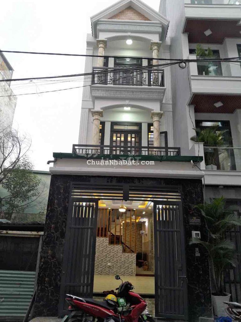 BÁN NHÀ SIÊU VIP GIÁ ÊM