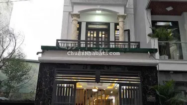 BÁN NHÀ SIÊU VIP GIÁ ÊM