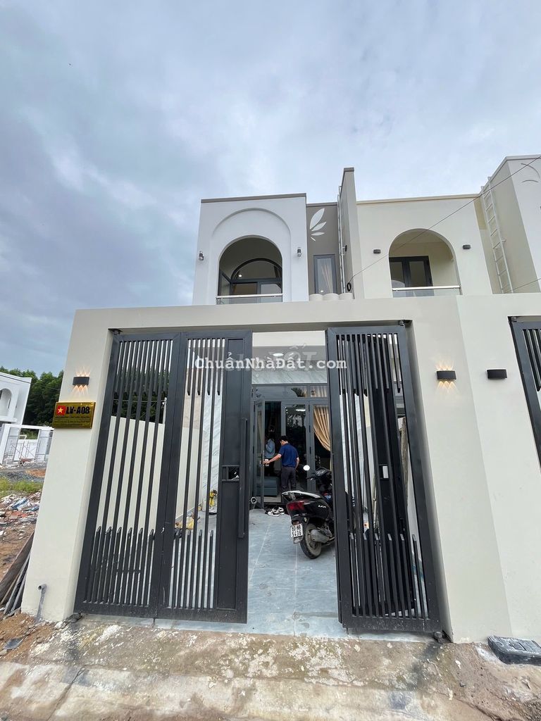 CHỦ NGỘP BÁN NHANH NHÀ LẦU 100m2 - SỔ HỒNG RIÊNG