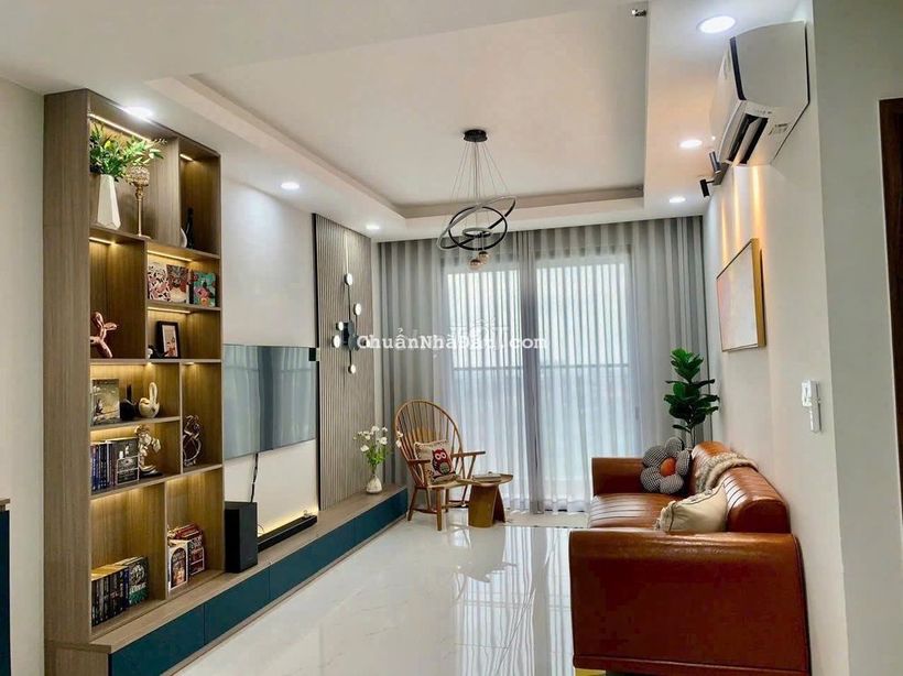 HOT HOT!!  cho thuê 3PN đã có sẵn 4 máy lạnh 2 máy nước nóng giá rẻ